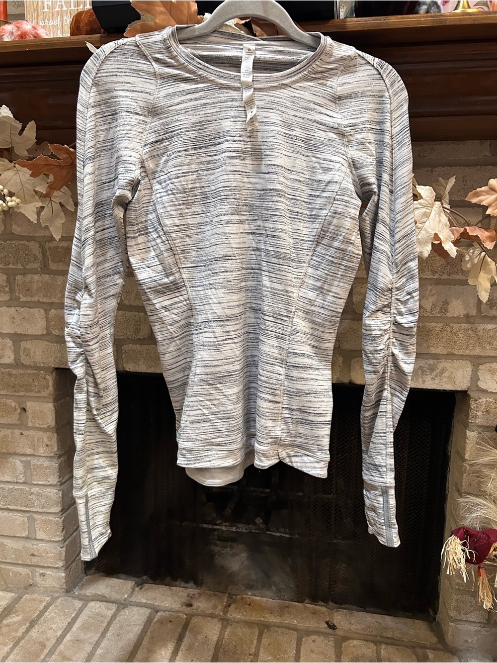 Light Gray Striped Women's Long-Sleeve Sweater EUC
